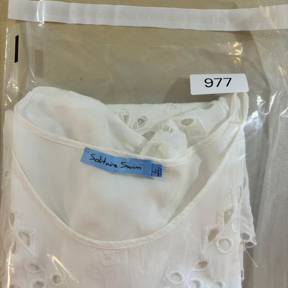 Solitaire Swim White Eyelet Tunic Top Sz L Beach Cover Up Boho resort wear - Picture 9 of 9